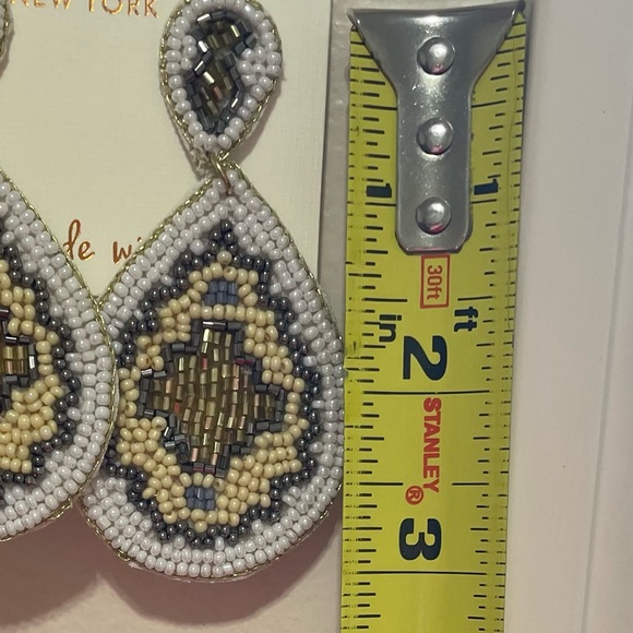 ❤️JUST IN! Boho White Multicolor Beaded Teardrop Earrings - Picture 2 of 2